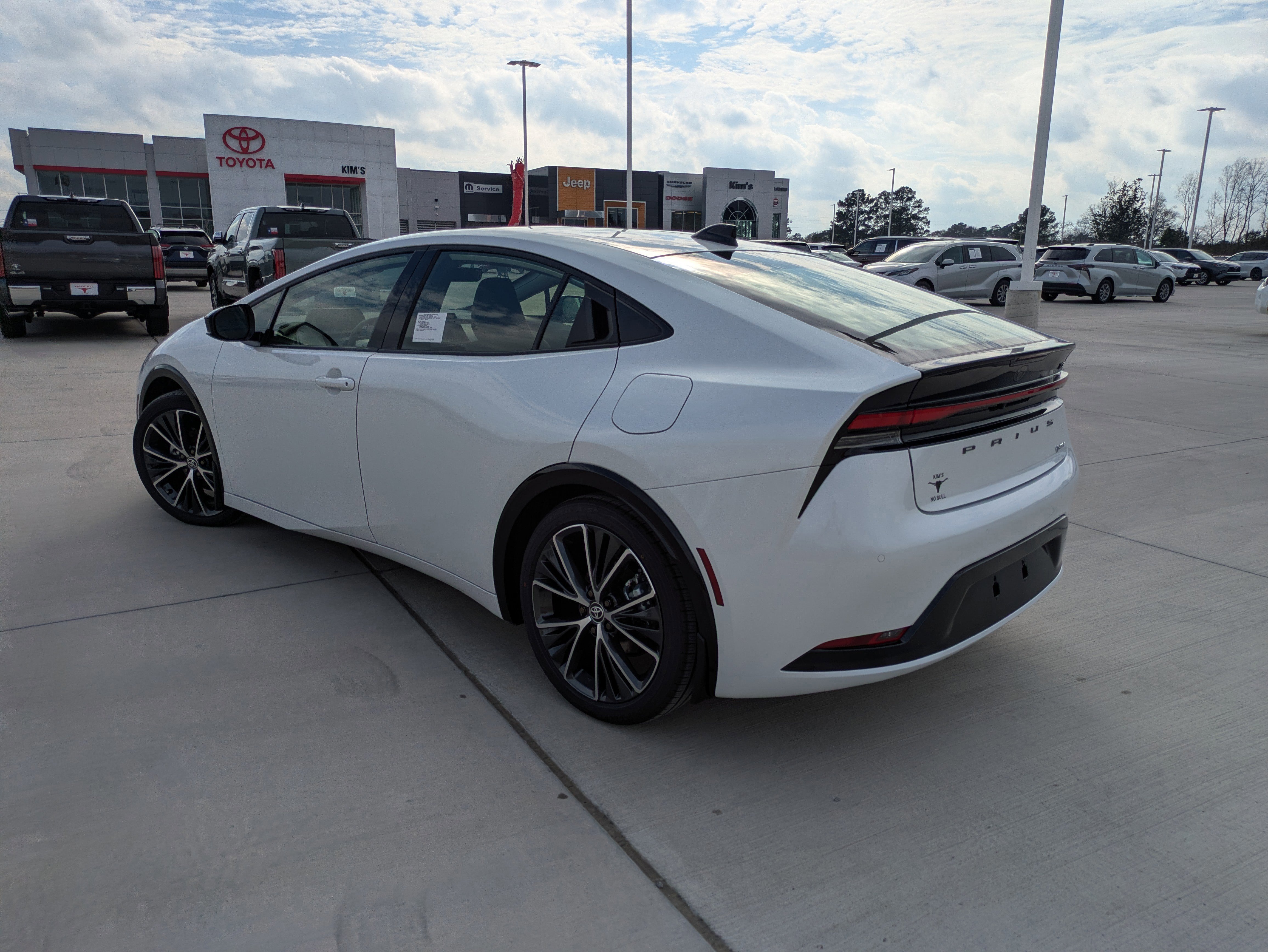 New 2026 Toyota Prius XLE image 4