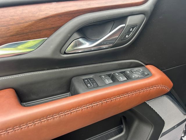 Used 2023 GMC Yukon Denali Ultimate image 30