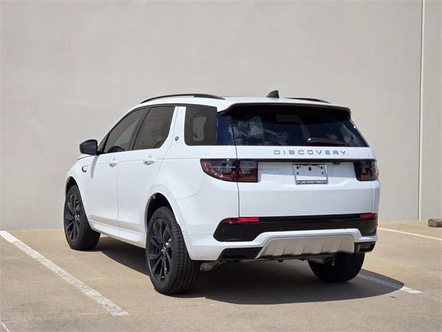New 2025 Land Rover Discovery Sport S image 4