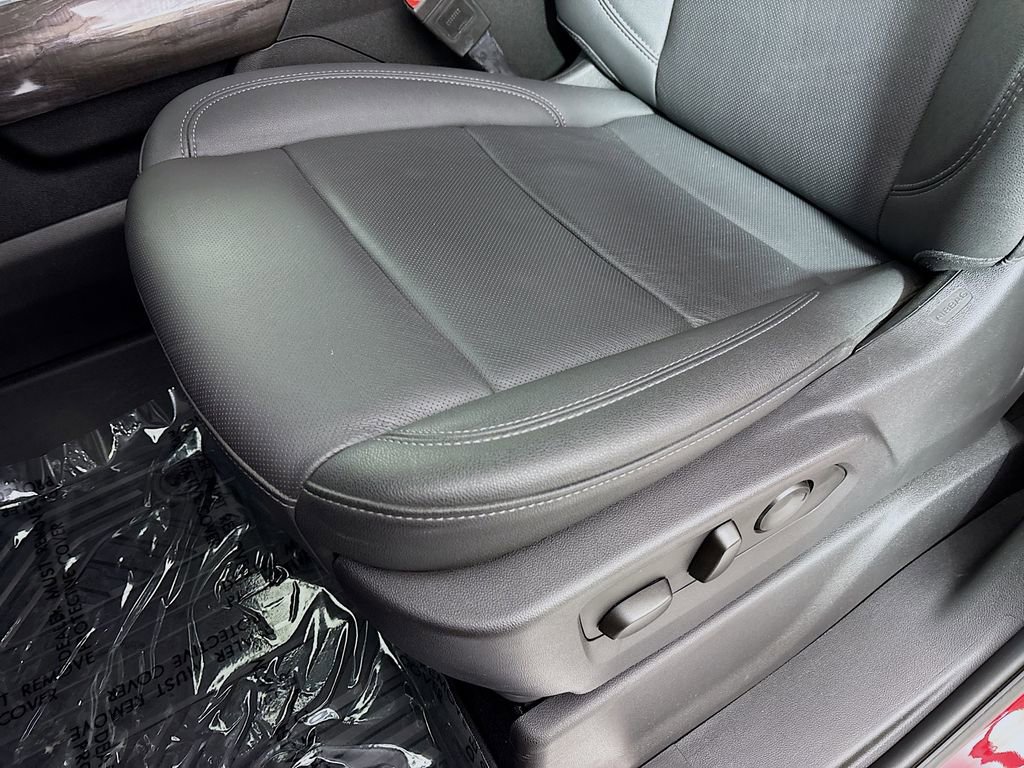 Certified 2024 Chevrolet Silverado 1500 LTZ w/ LTZ Convenience Package II AWD/4WD image 24