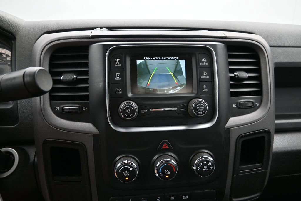 Used 2017 RAM 3500 Tradesman w/ Chrome Appearance Group AWD/4WD image 17