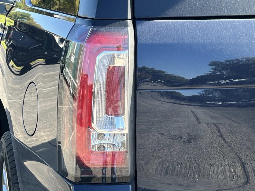 Used 2019 GMC Yukon SLT w/ Open Road Package image 10