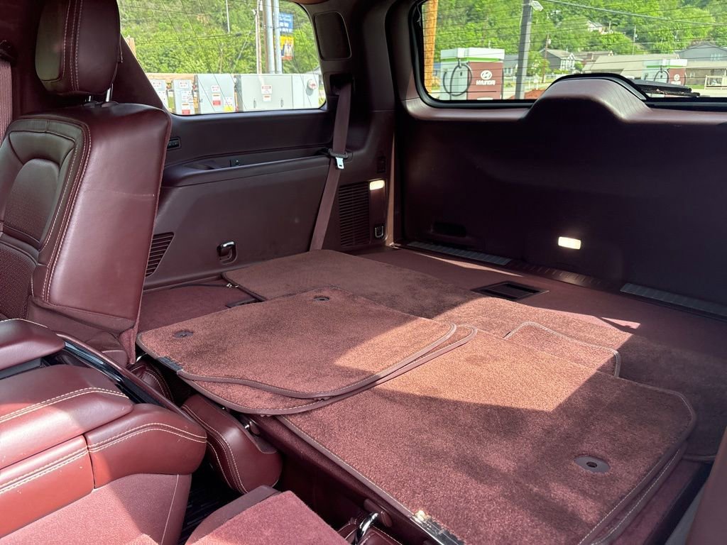 Used 2018 Lincoln Navigator Black Label w/ Cargo Package AWD/4WD image 17