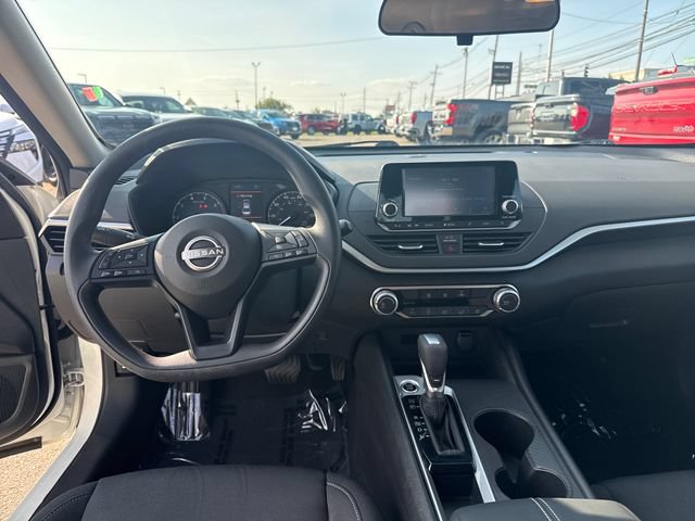 Certified 2024 Nissan Altima 2.5 S FWD image 16