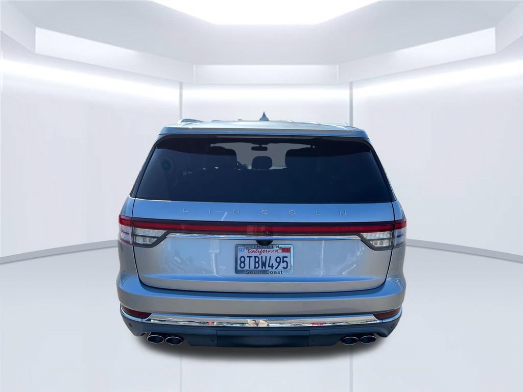 Used 2020 Lincoln Aviator Reserve w/ Equipment Group 201A RWD image 4