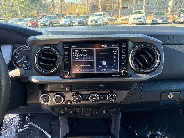 Certified 2020 Toyota Tacoma TRD Off-Road image 16