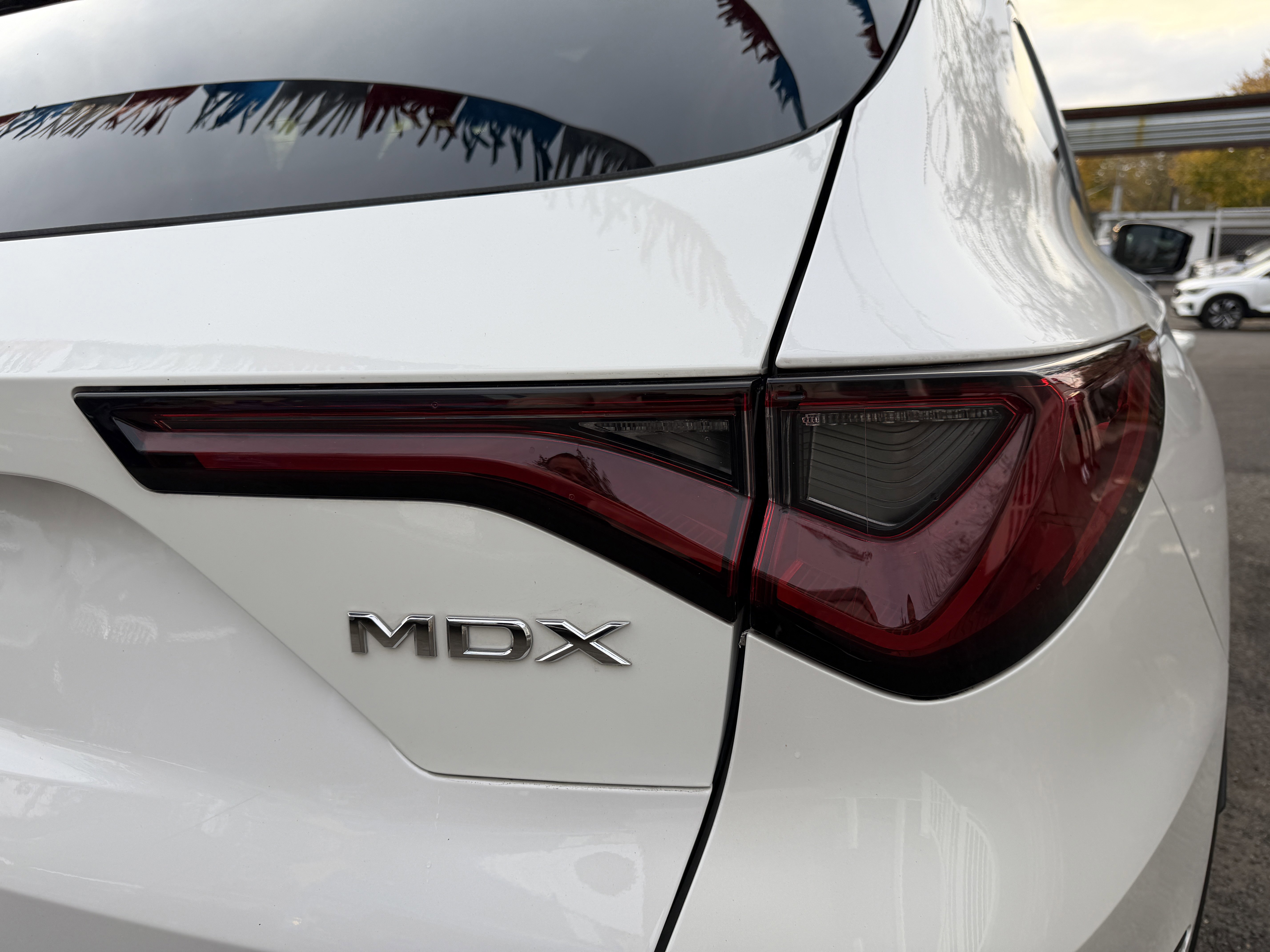 Used 2023 Acura MDX A-Spec image 18