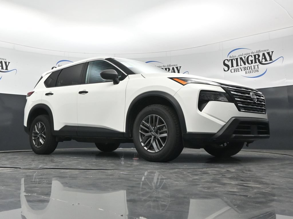 Used 2024 Nissan Rogue S FWD image 29
