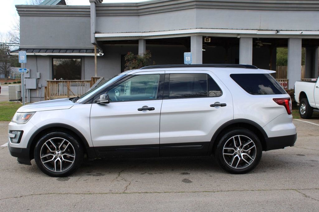 Used 2016 Ford Explorer Sport w/ Equipment Group 401A AWD/4WD image 4