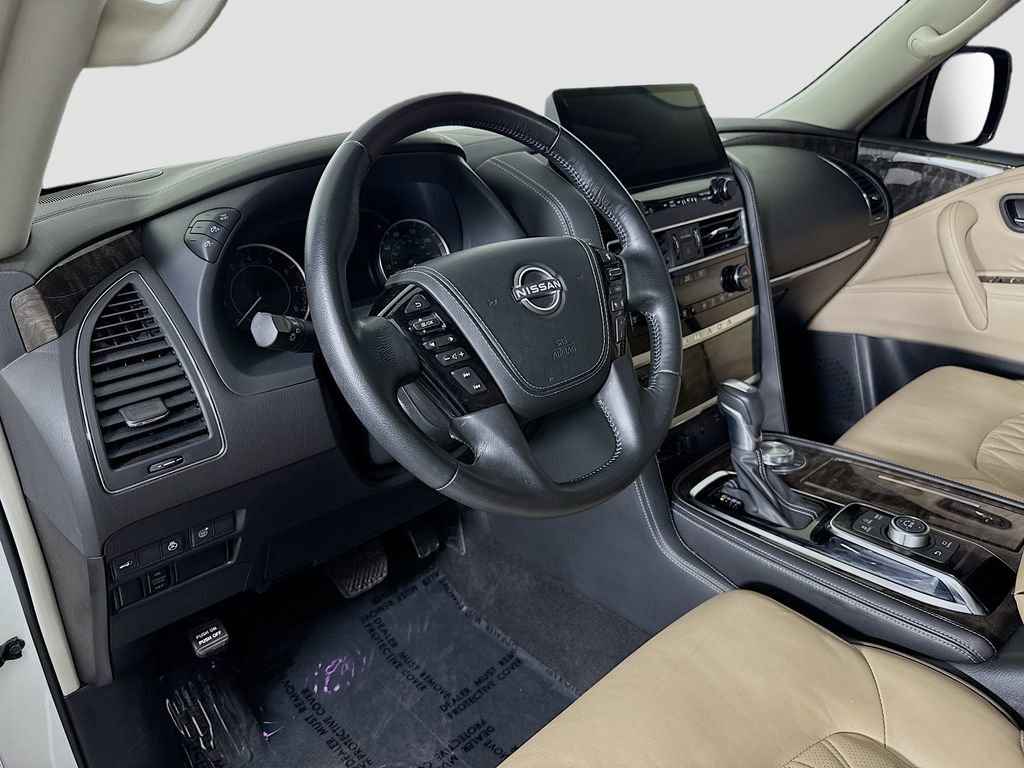 Used 2022 Nissan Armada Platinum image 9