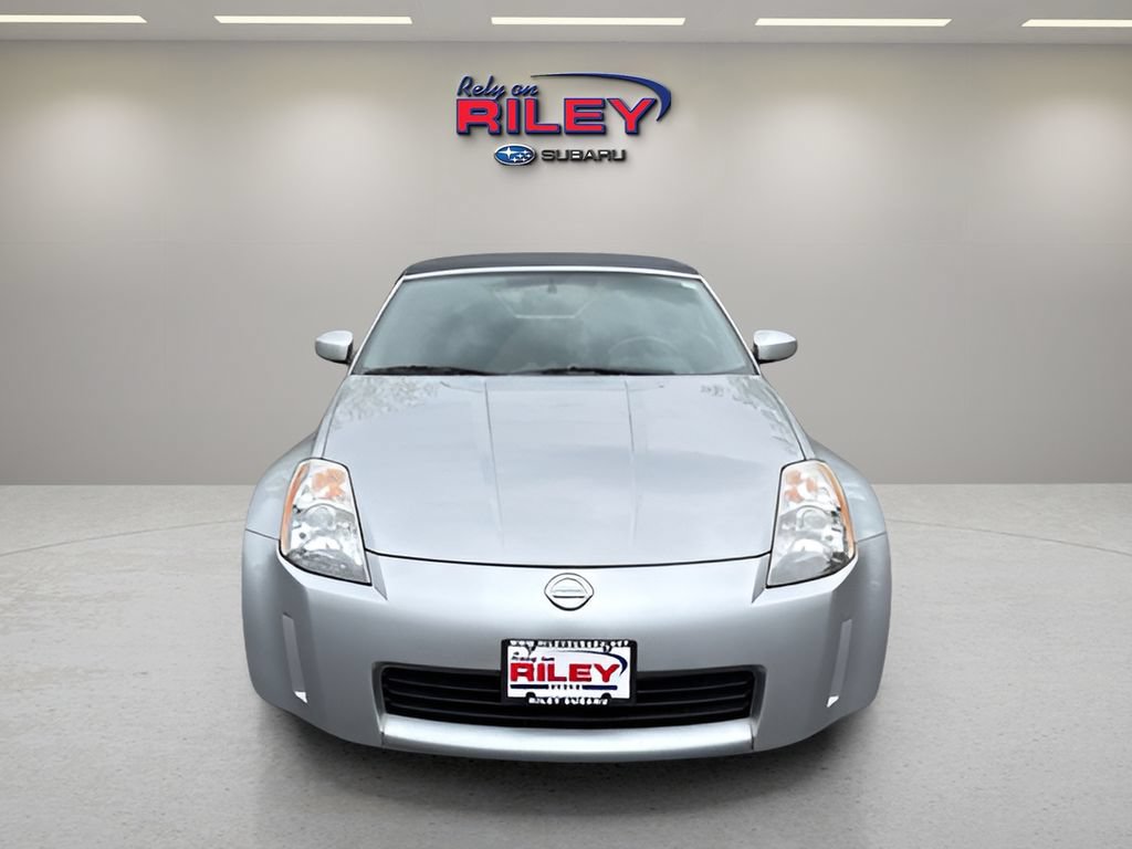 Used 2005 Nissan 350Z Enthusiast RWD image 8