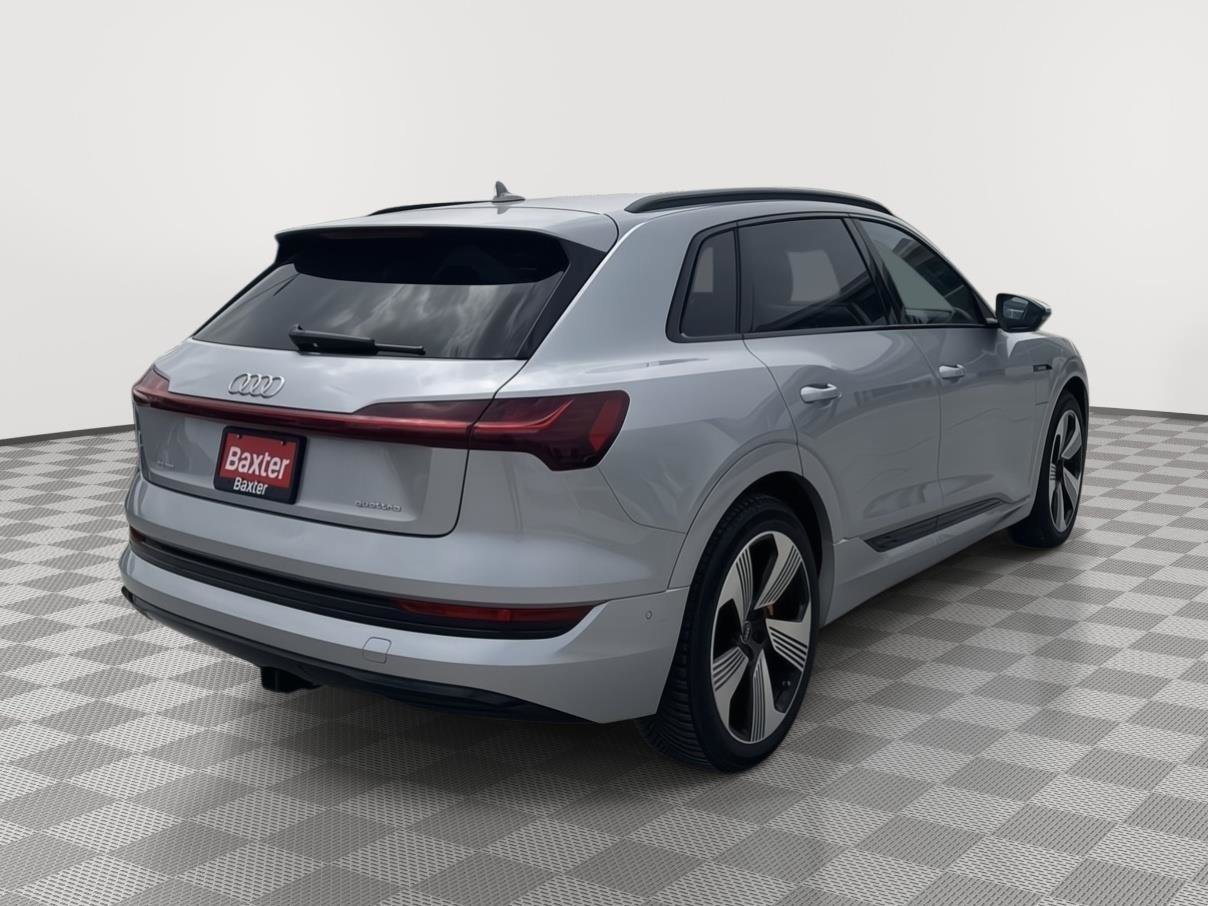 Used 2023 Audi e-tron Premium Plus w/ Premium Plus Package AWD/4WD image 7