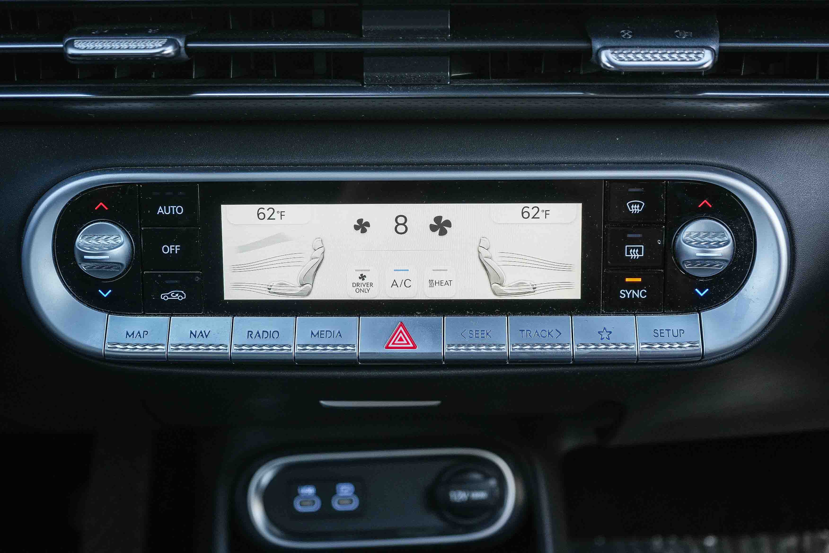 Used 2023 Genesis GV60 Advanced AWD/4WD image 15