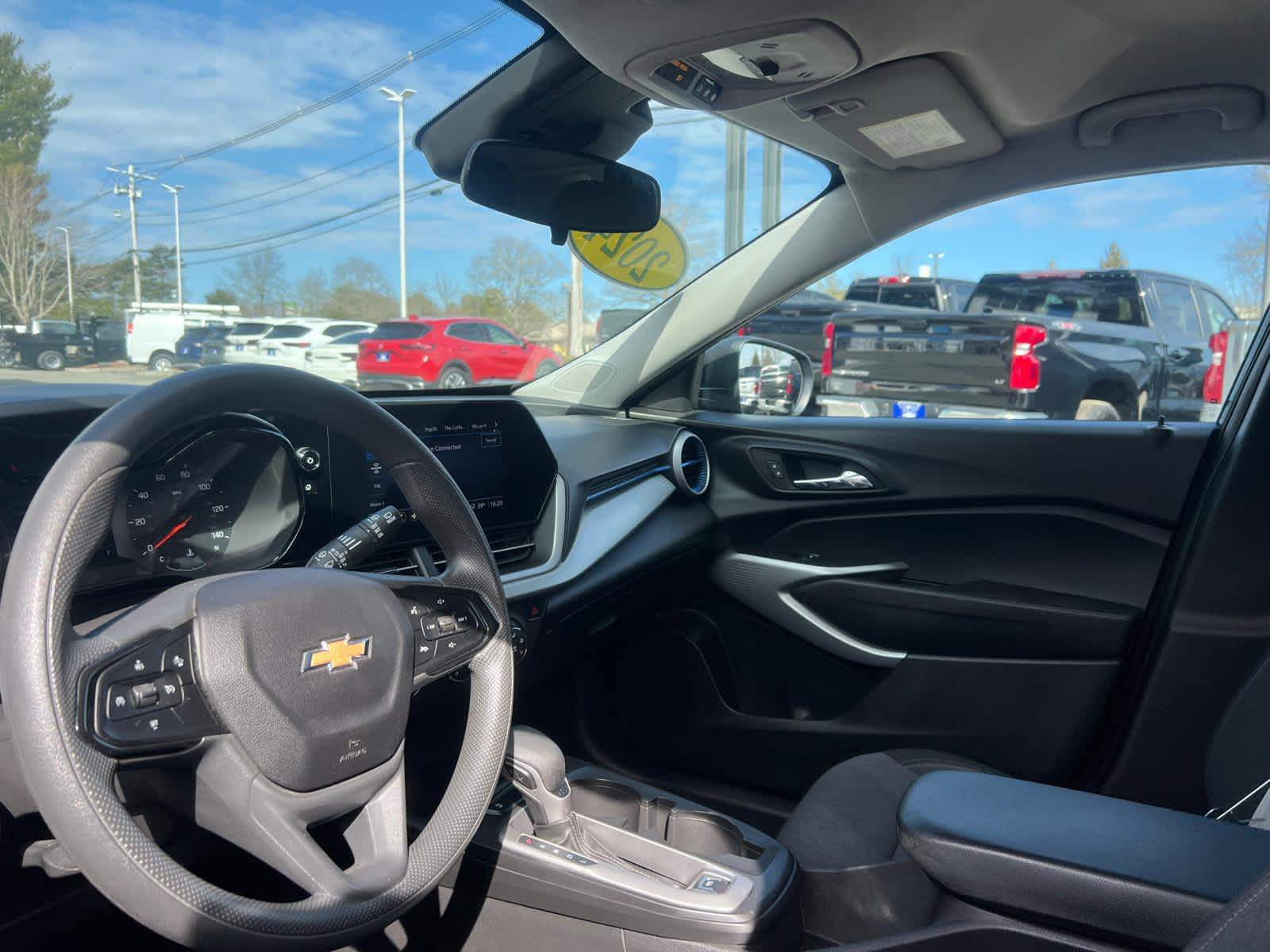 Certified 2024 Chevrolet Trax LS image 14