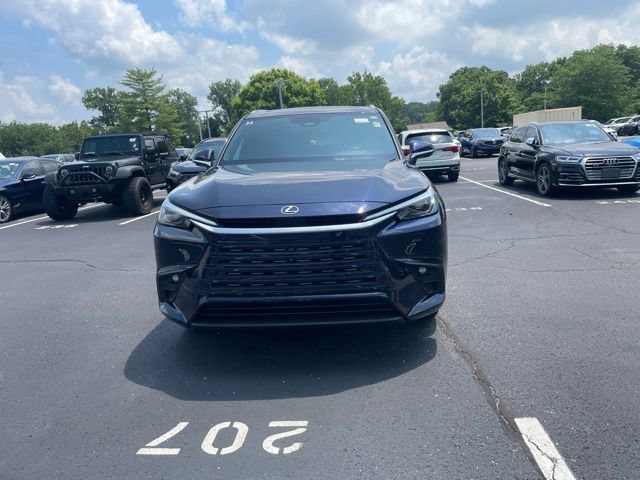 Used 2025 Lexus TX 350 AWD w/ Technology Package image 2