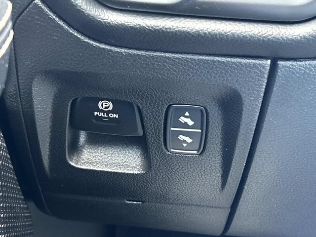 Used 2021 RAM 1500 Laramie AWD/4WD image 21