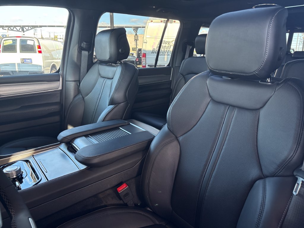 New 2026 Jeep Grand Wagoneer Limited w/ Premium Group II AWD/4WD image 19