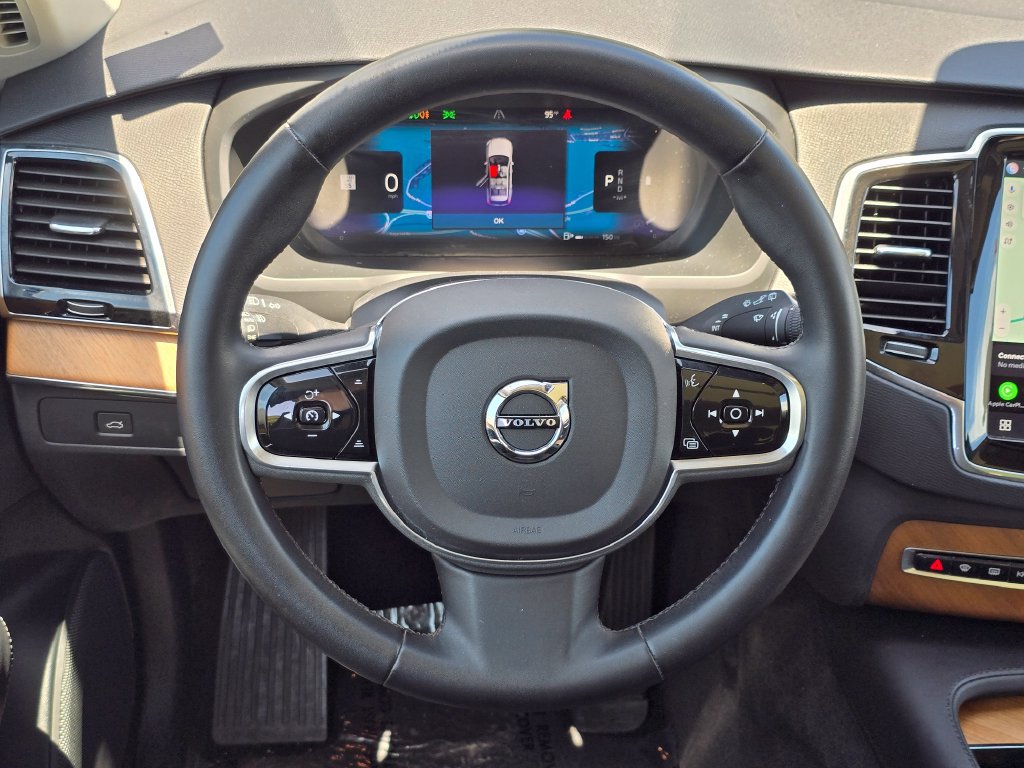 Used 2023 Volvo XC90 B6 Plus w/ Protection Package Premier AWD/4WD image 10