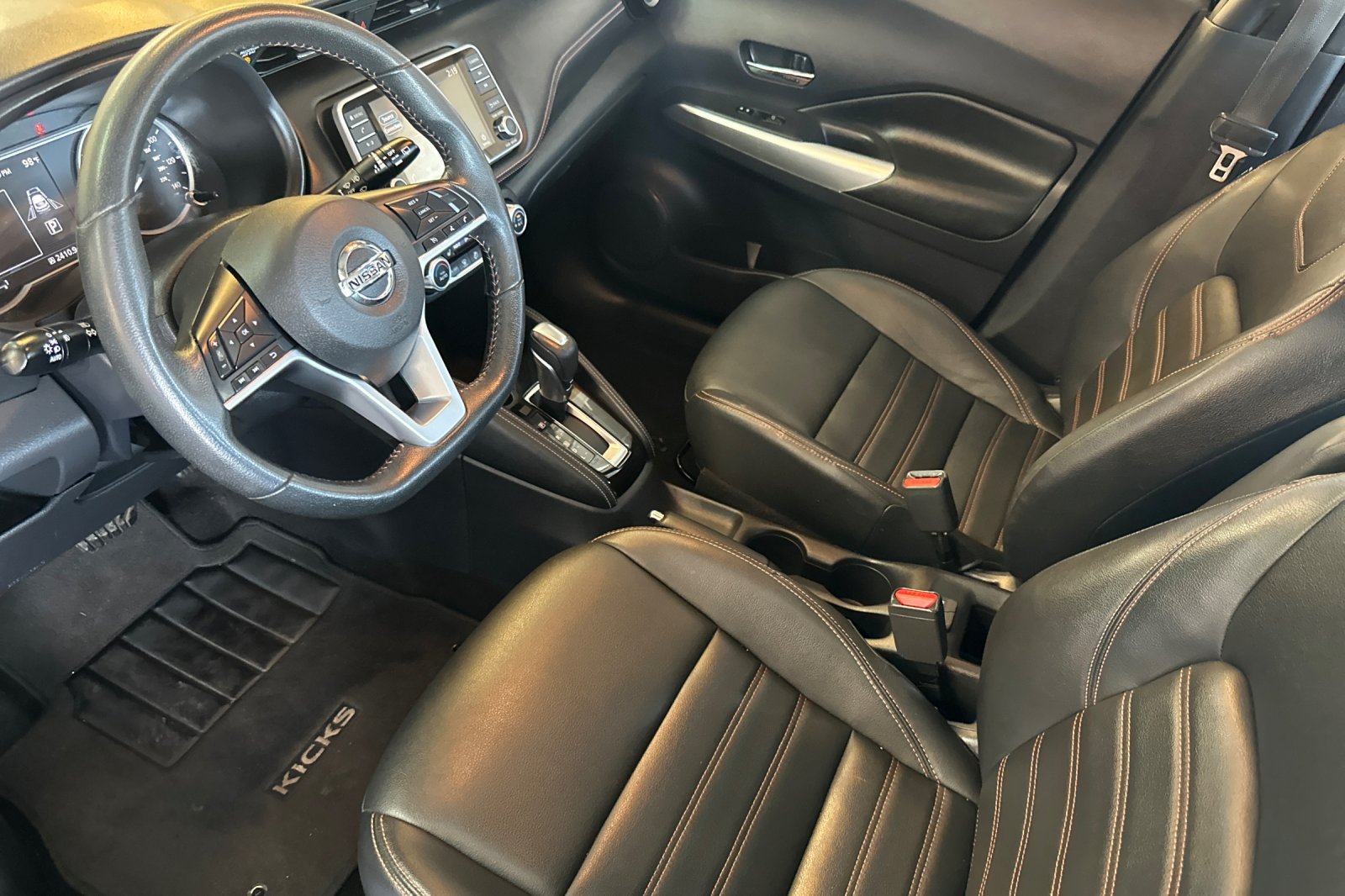 Used 2020 Nissan Kicks SR FWD image 10