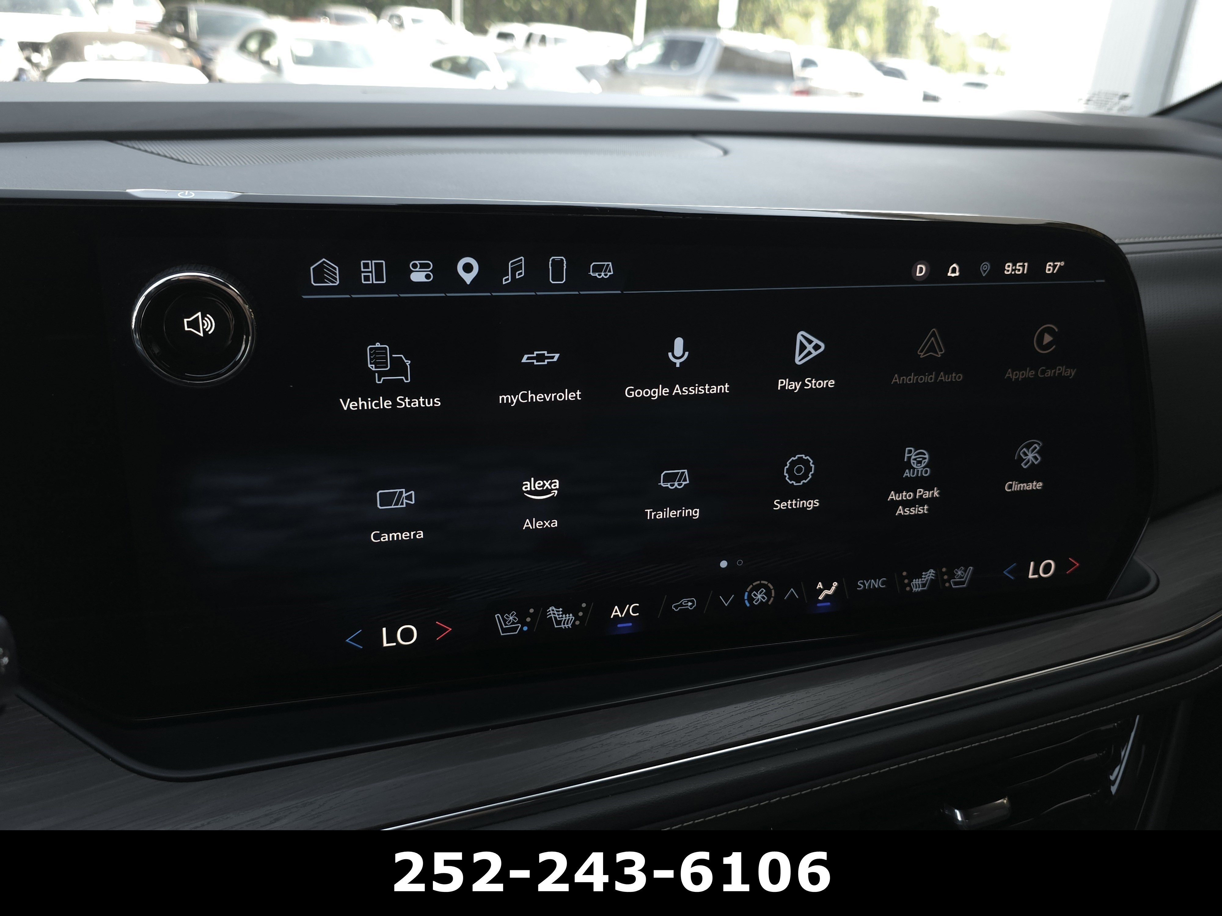 Used 2025 Chevrolet Tahoe Premier RWD image 18