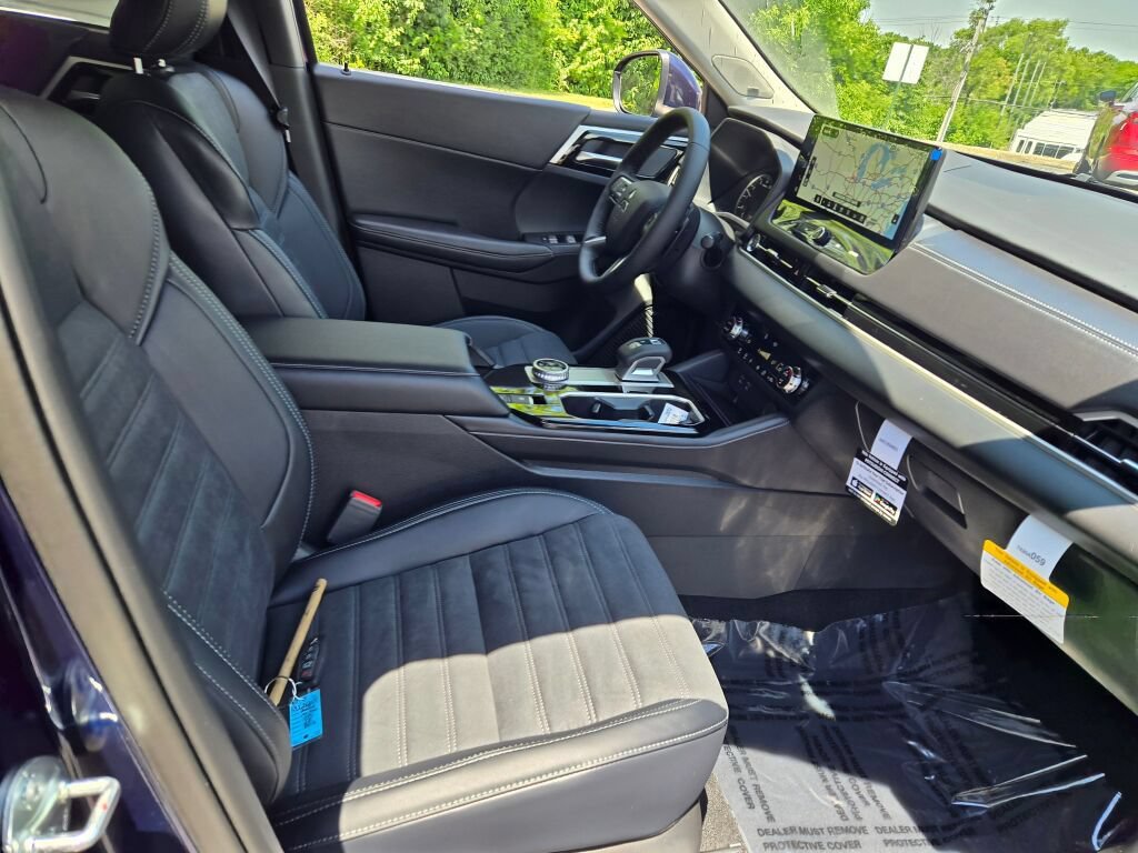 New 2026 Mitsubishi Outlander SE AWD/4WD image 4