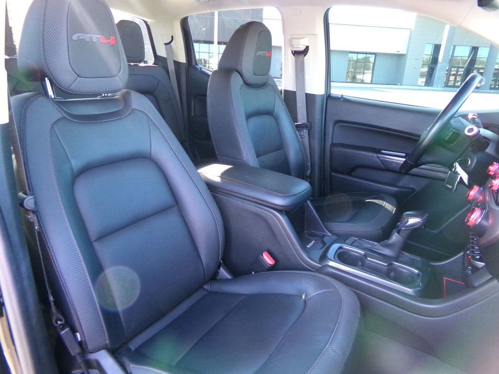 Used 2022 GMC Canyon AT4 w/ Trailering Package image 18