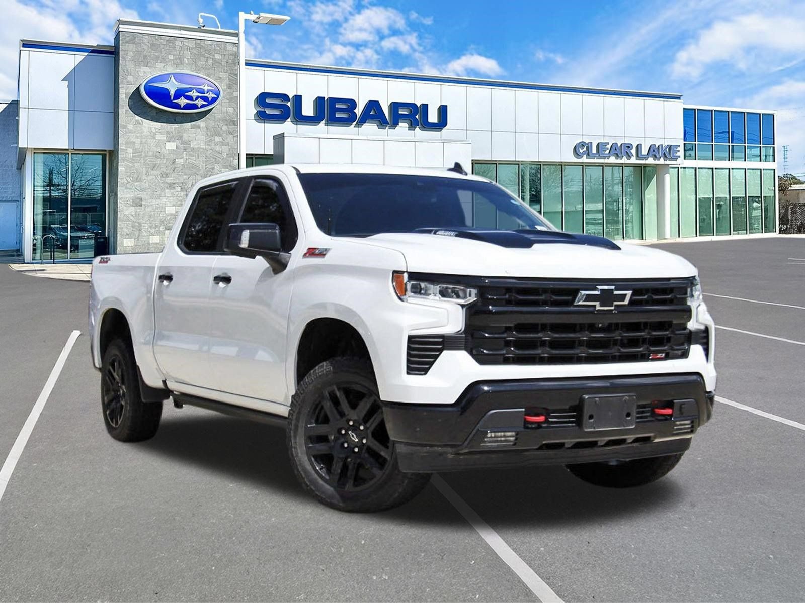 Used 2023 Chevrolet Silverado 1500 LT Trail Boss w/ LT Trail Boss Premium Package AWD/4WD video 1