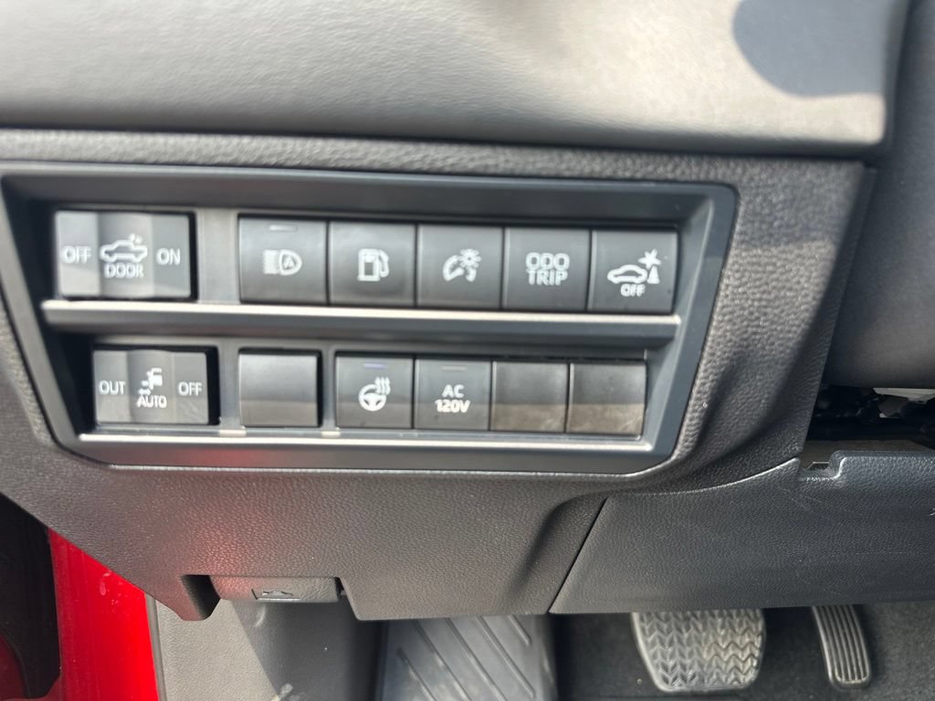 Used 2024 Toyota Tundra Platinum AWD/4WD image 17