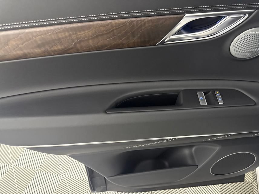 New 2026 Genesis GV80 3.5T Prestige AWD/4WD image 16