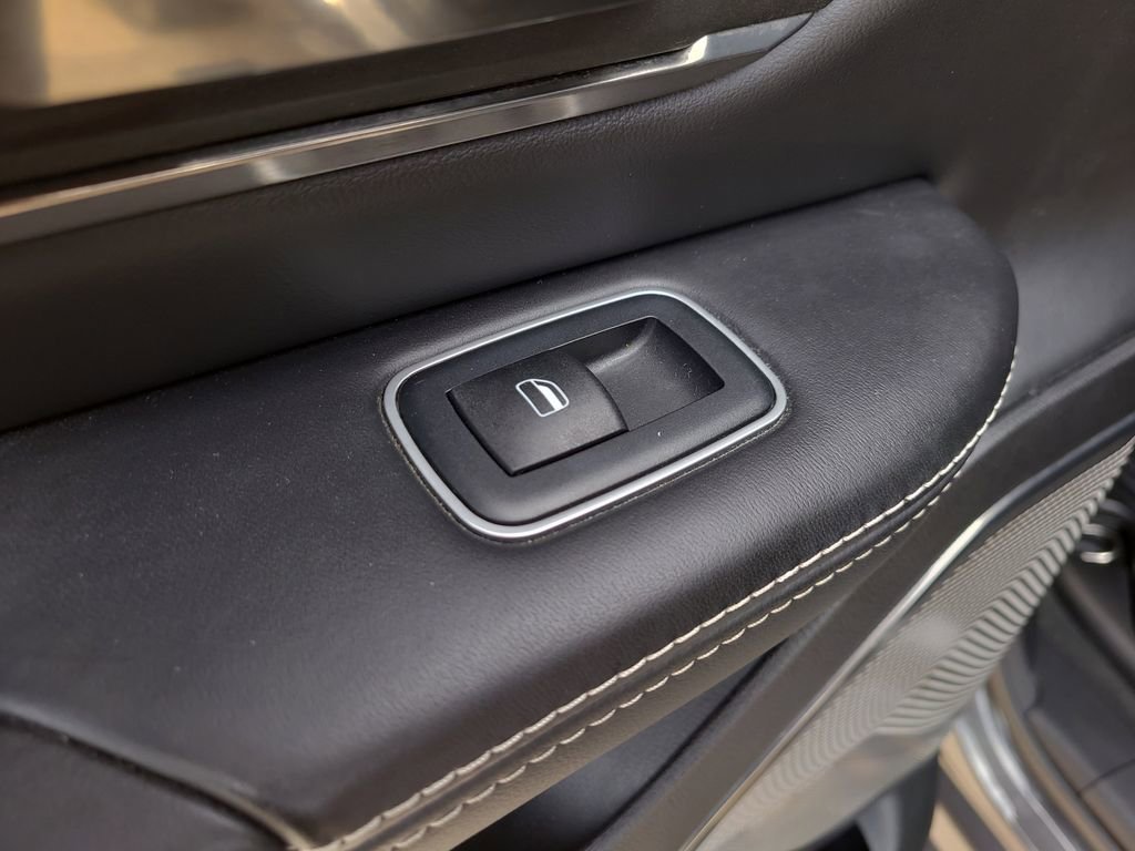 Used 2021 RAM 1500 Limited w/ Night Edition image 15