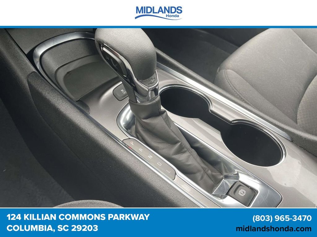 Used 2025 Chevrolet Malibu LT FWD image 30
