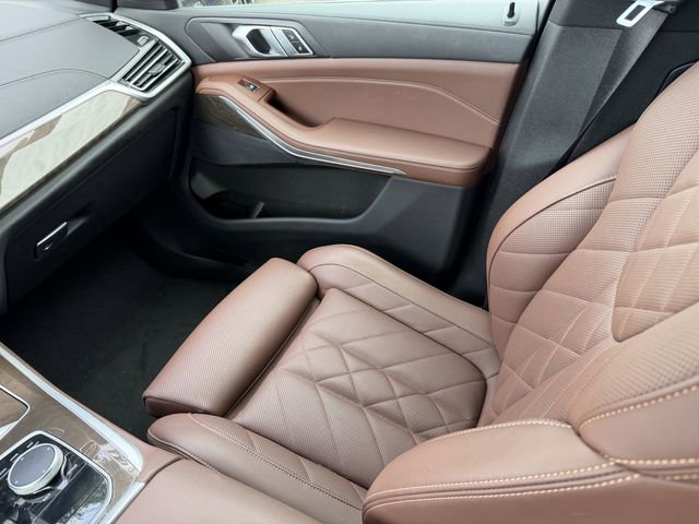 Certified 2023 BMW X5 xDrive40i w/ Premium Package image 16