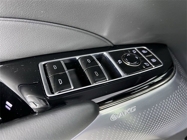 Used 2024 Cadillac Lyriq Sport image 24