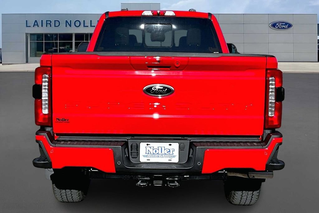 New 2026 Ford F350 Lariat w/ Black Appearance Package image 4