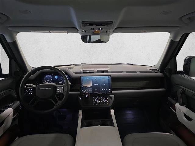Used 2026 Land Rover Defender 110 Trophy Edition AWD/4WD image 9