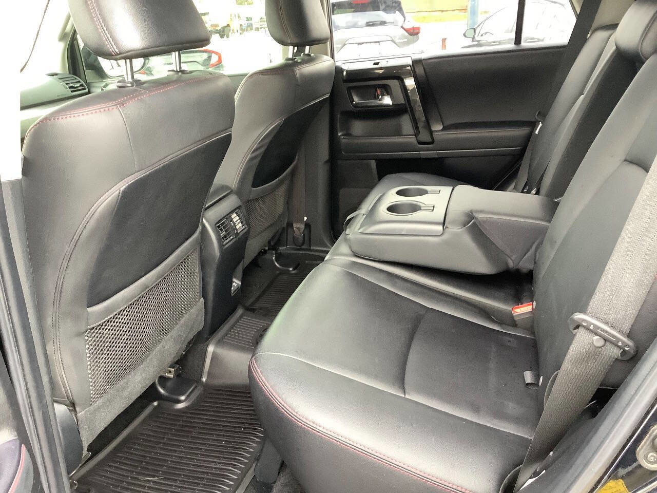 Used 2021 Toyota 4Runner Venture w/ Moonroof Package AWD/4WD image 31