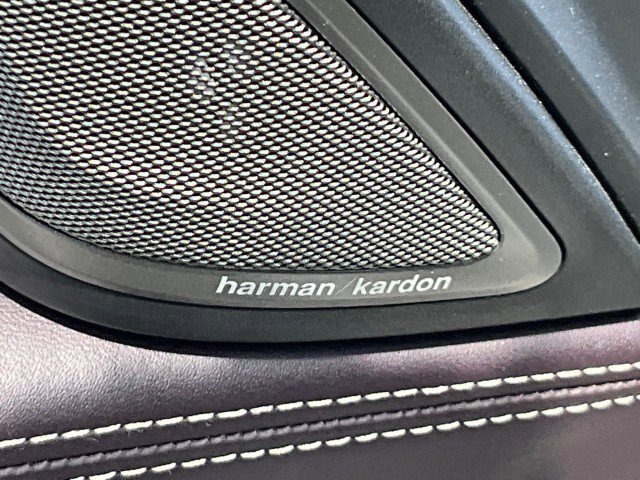 Used 2017 BMW 750i image 32