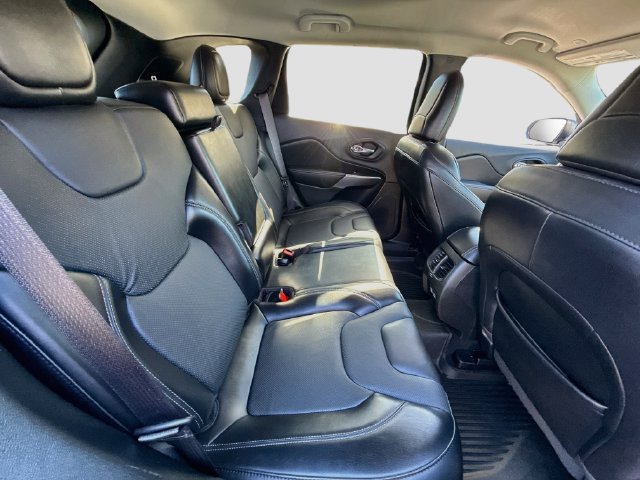 Used 2021 Jeep Cherokee Latitude Lux AWD/4WD image 33