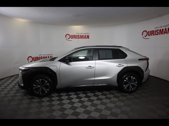 Used 2023 Toyota bZ4X XLE w/ Weather Package image 3