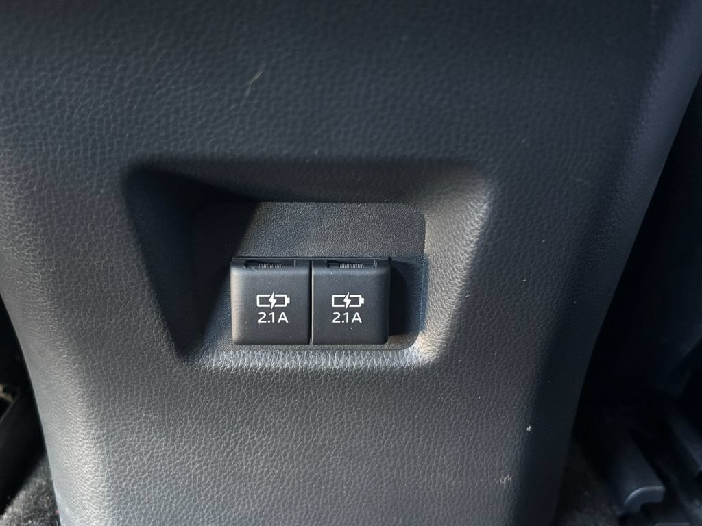 Used 2020 Toyota RAV4 TRD Off-Road AWD/4WD image 20