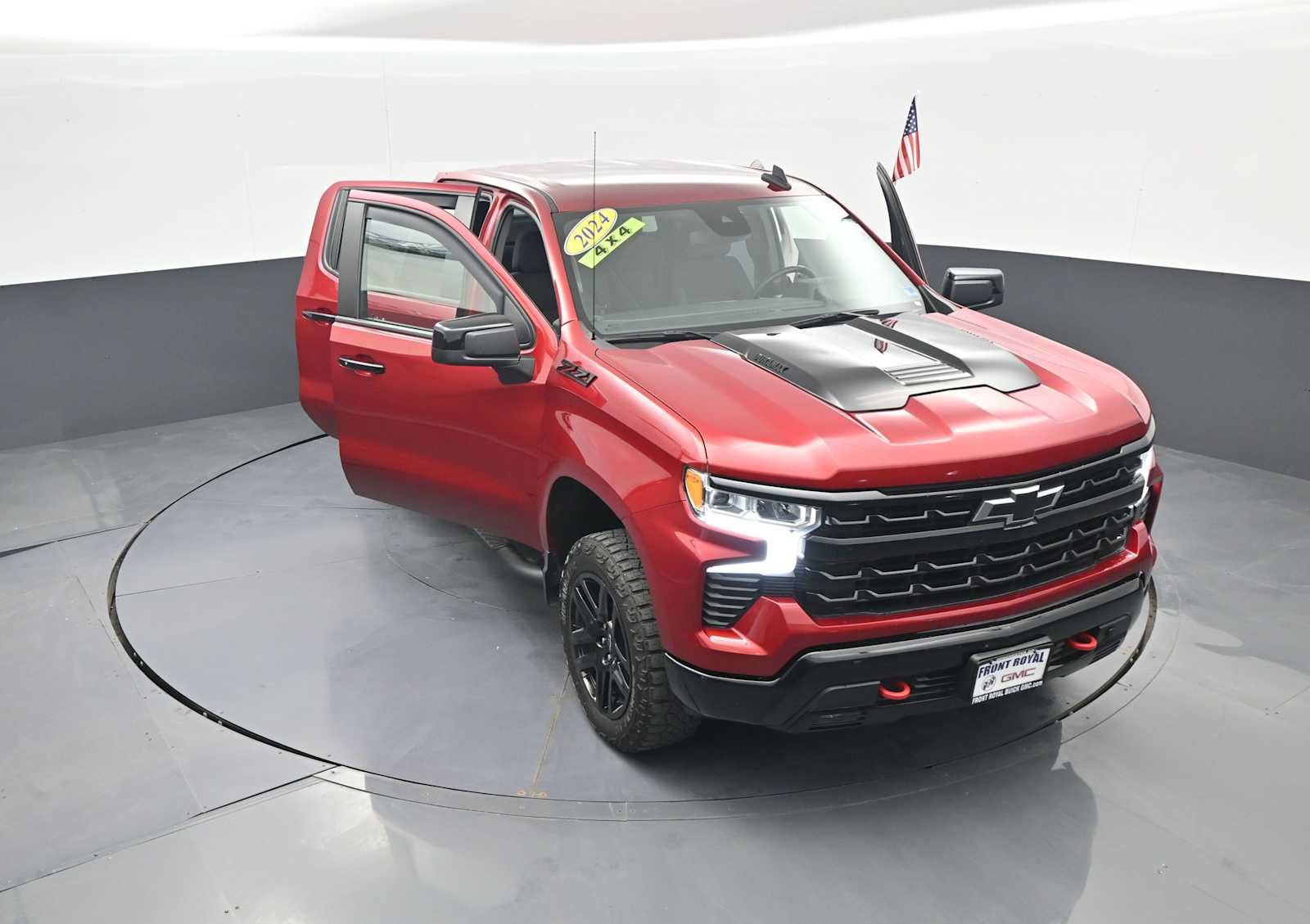 Used 2024 Chevrolet Silverado 1500 LT Trail Boss w/ LPO, Dark Essentials Package AWD/4WD image 41