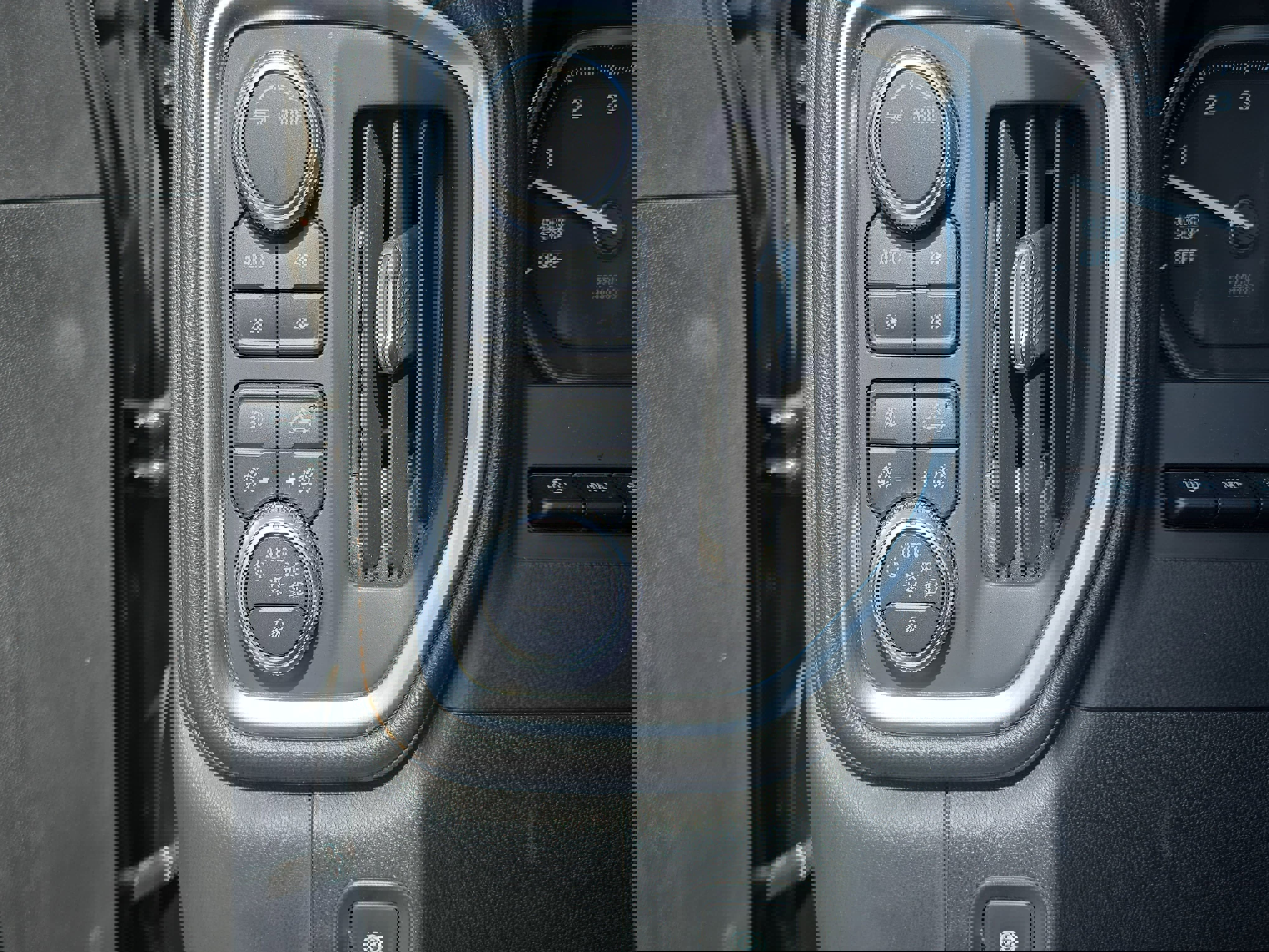 Used 2020 GMC Sierra 1500 AT4 w/ AT4 Premium Package image 25