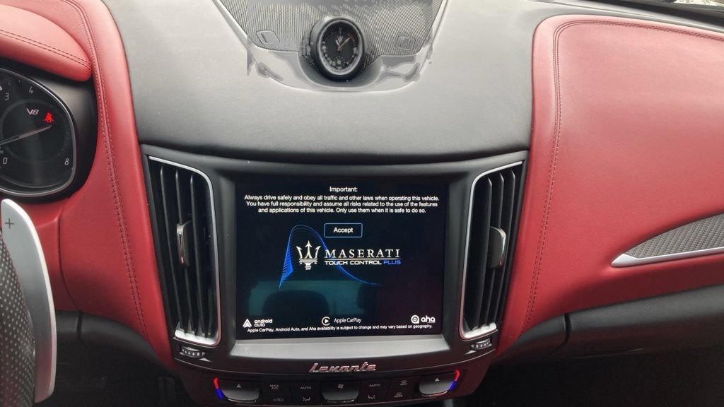 Used 2019 Maserati Levante GTS AWD/4WD image 16