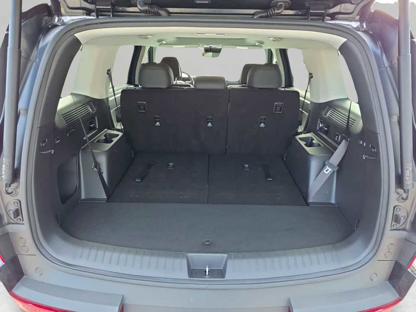 Used 2024 Hyundai Santa Fe XRT image 7