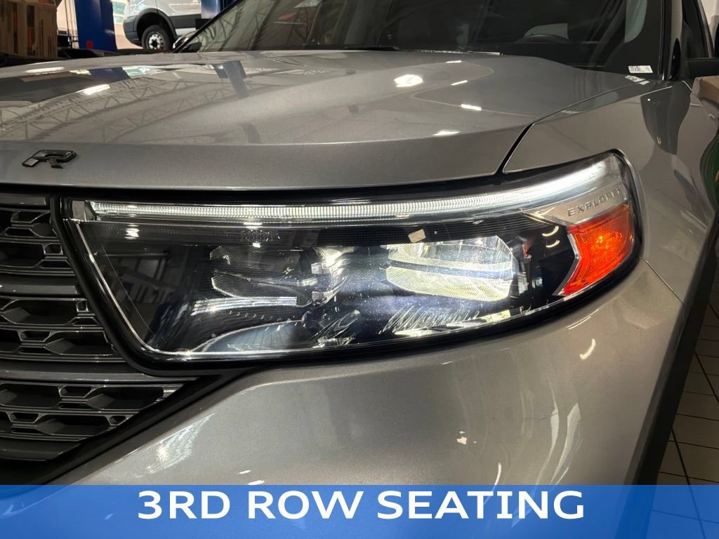 Used 2023 Ford Explorer XLT w/ Equipment Group 202A AWD/4WD image 22
