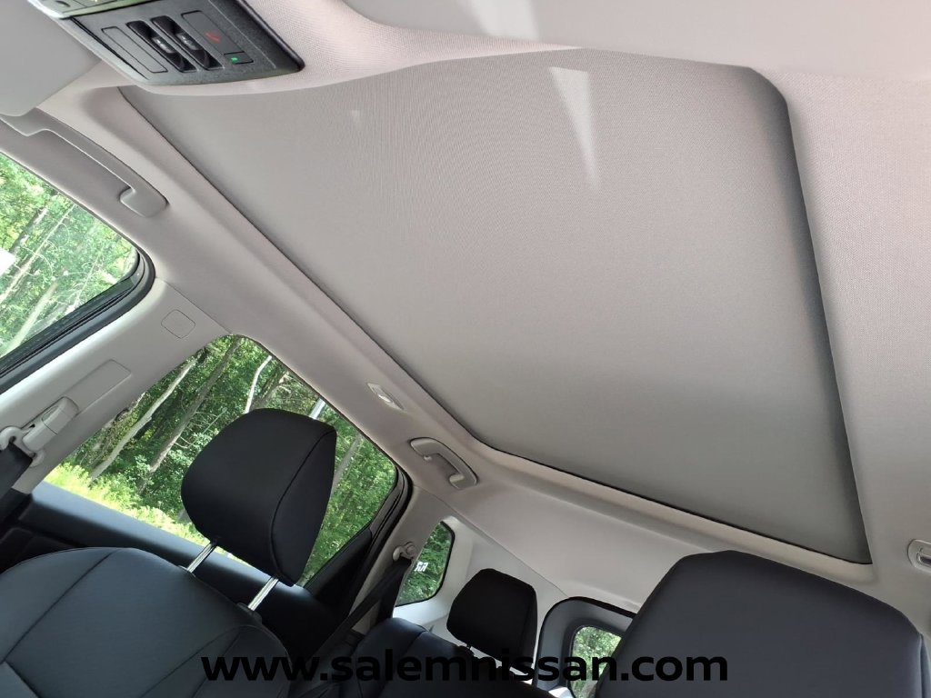 New 2027 Nissan Rogue SV AWD/4WD image 10