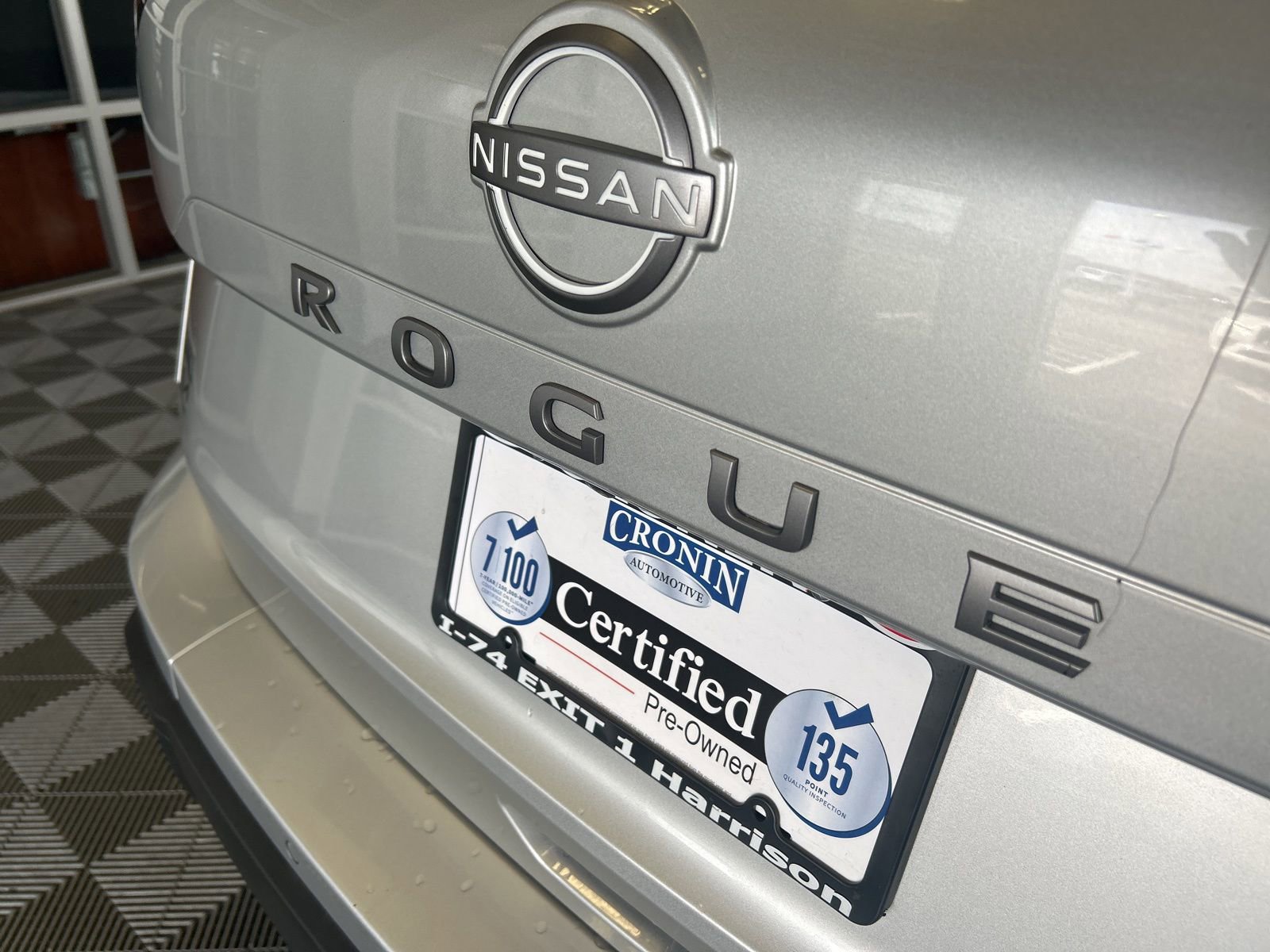 Used 2025 Nissan Rogue SV FWD image 7