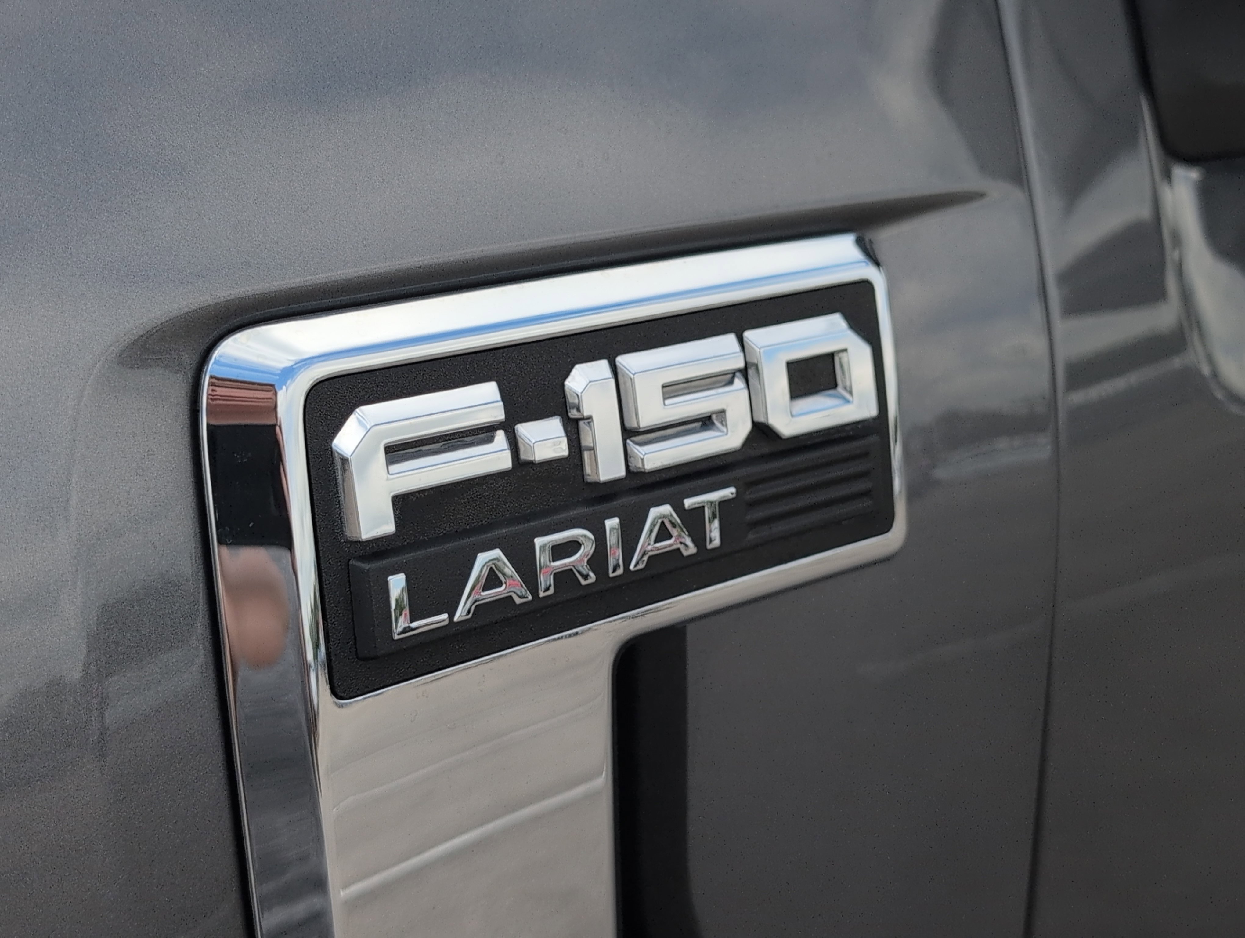 Used 2023 Ford F150 Lariat w/ Equipment Group 502A High AWD/4WD image 10