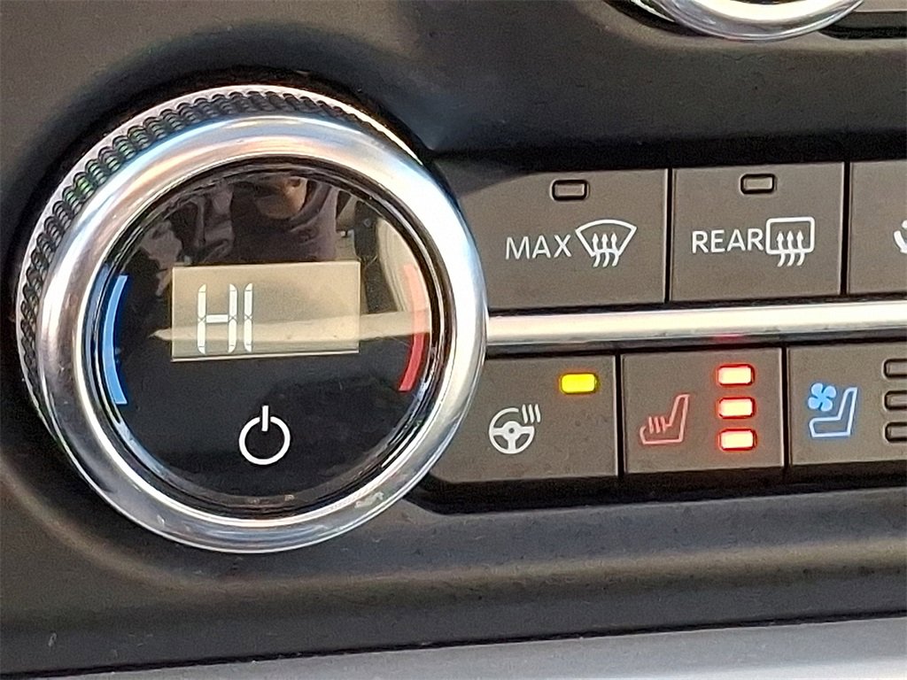 Certified 2023 Ford Expedition Limited image 25