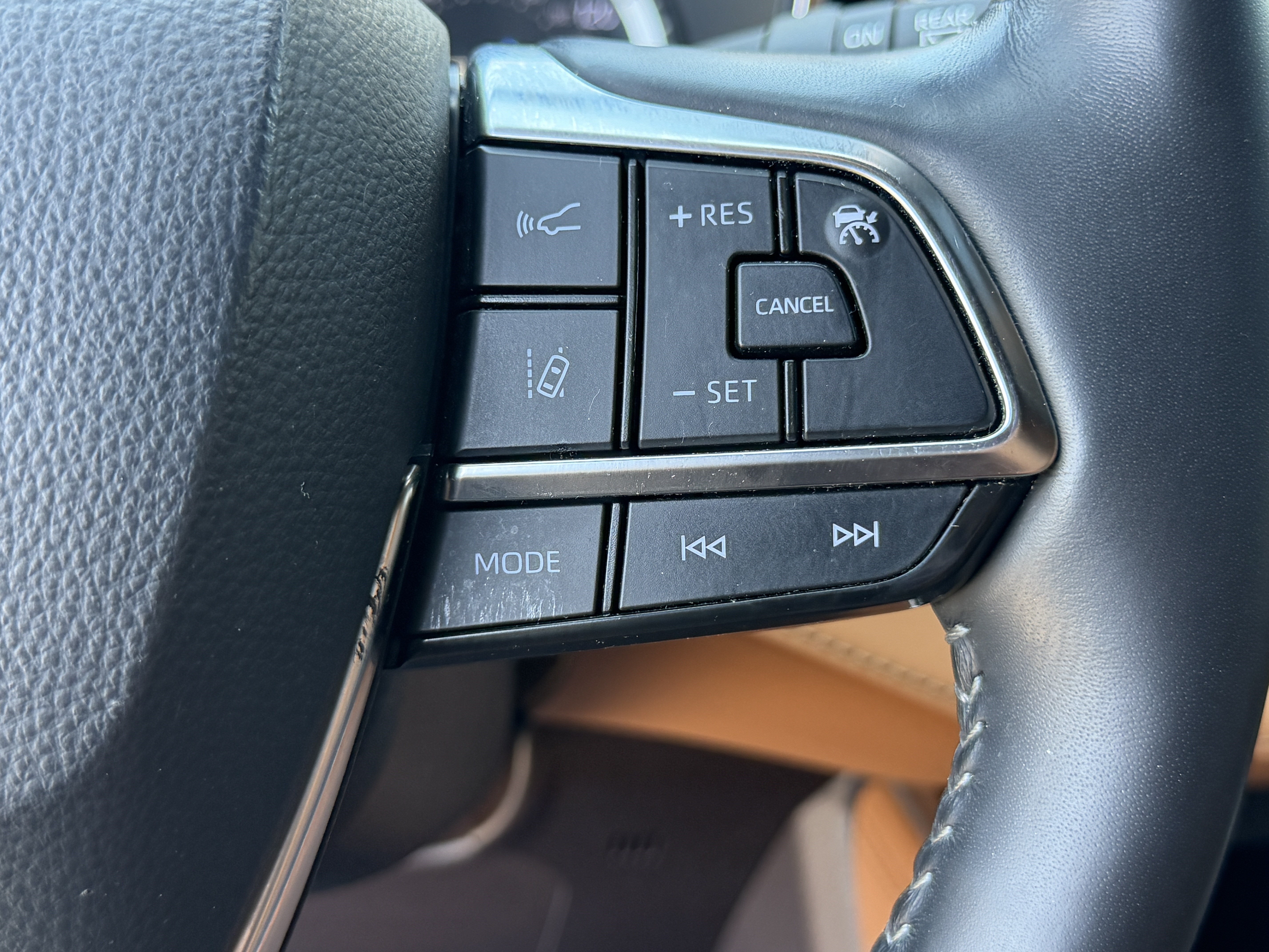 Used 2021 Toyota Highlander Platinum AWD/4WD image 21